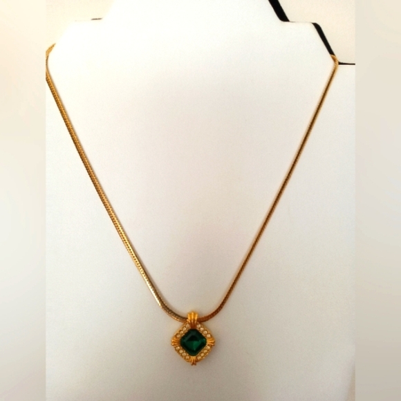 Avon Jewelry - Avon 18" Emerald Green Pendant w Rhinestones Vintage Gold Tone Herringbone Chain